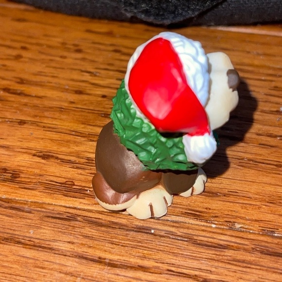 Hallmark Keepsake 1986 Sebastian Dog & Wreath Miniature Christmas - Picture 2 of 5